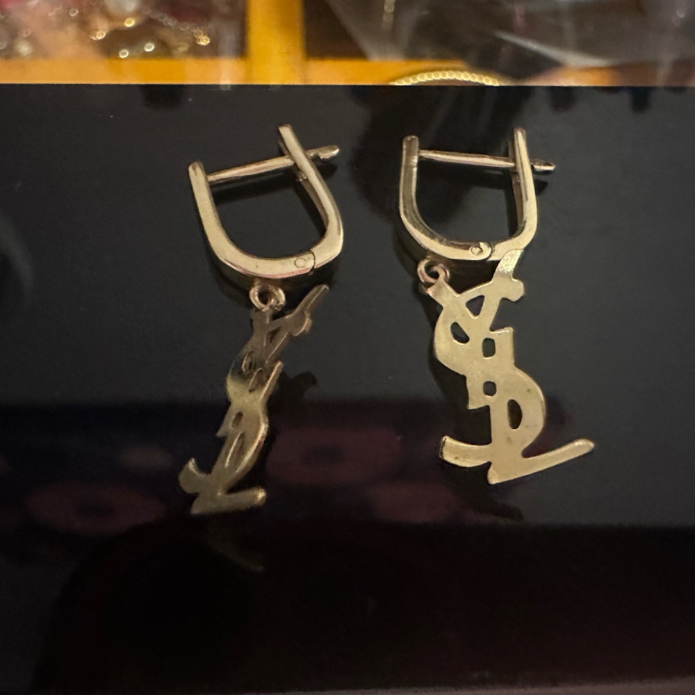 18k Saudi Gold Dangle Earrings